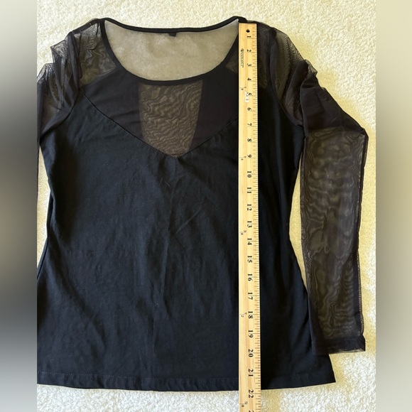 Women’s Black Mesh Long Sleeve Blouse Size Medium - Picture 4 of 13